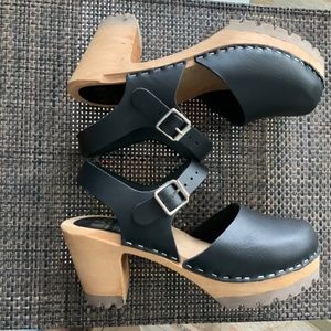 Mia Abba Clogs, Size 37, NIB